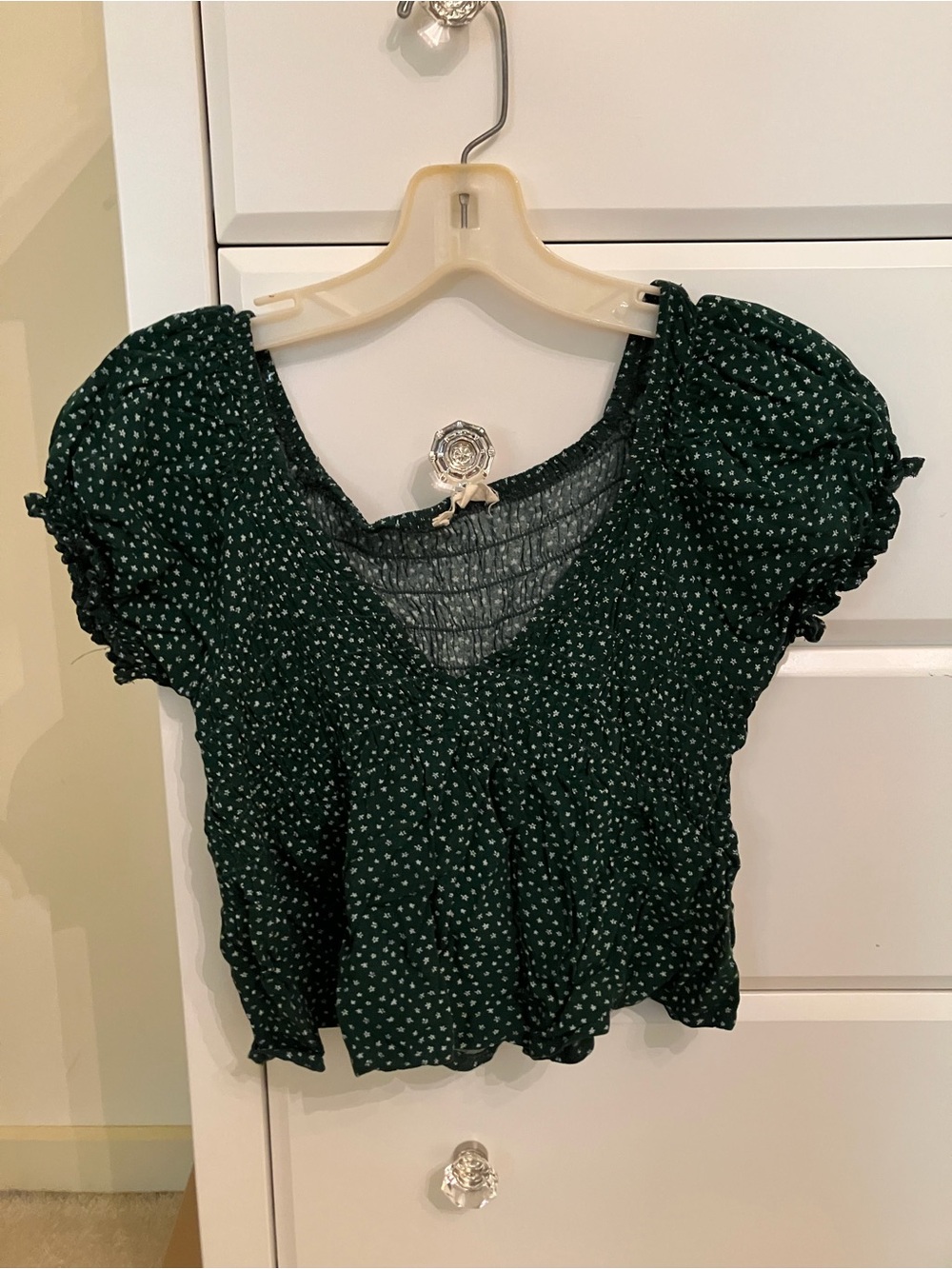 PacSun Dark Green Floral Smocked Puff Sleeve Blouse
